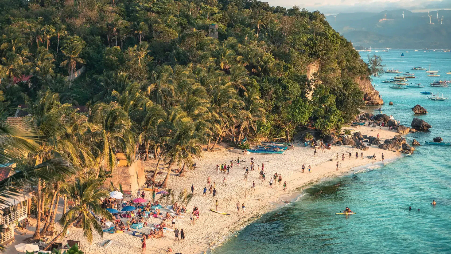 diniwid beach boracay