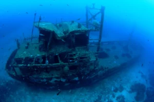 camia wreck boracay